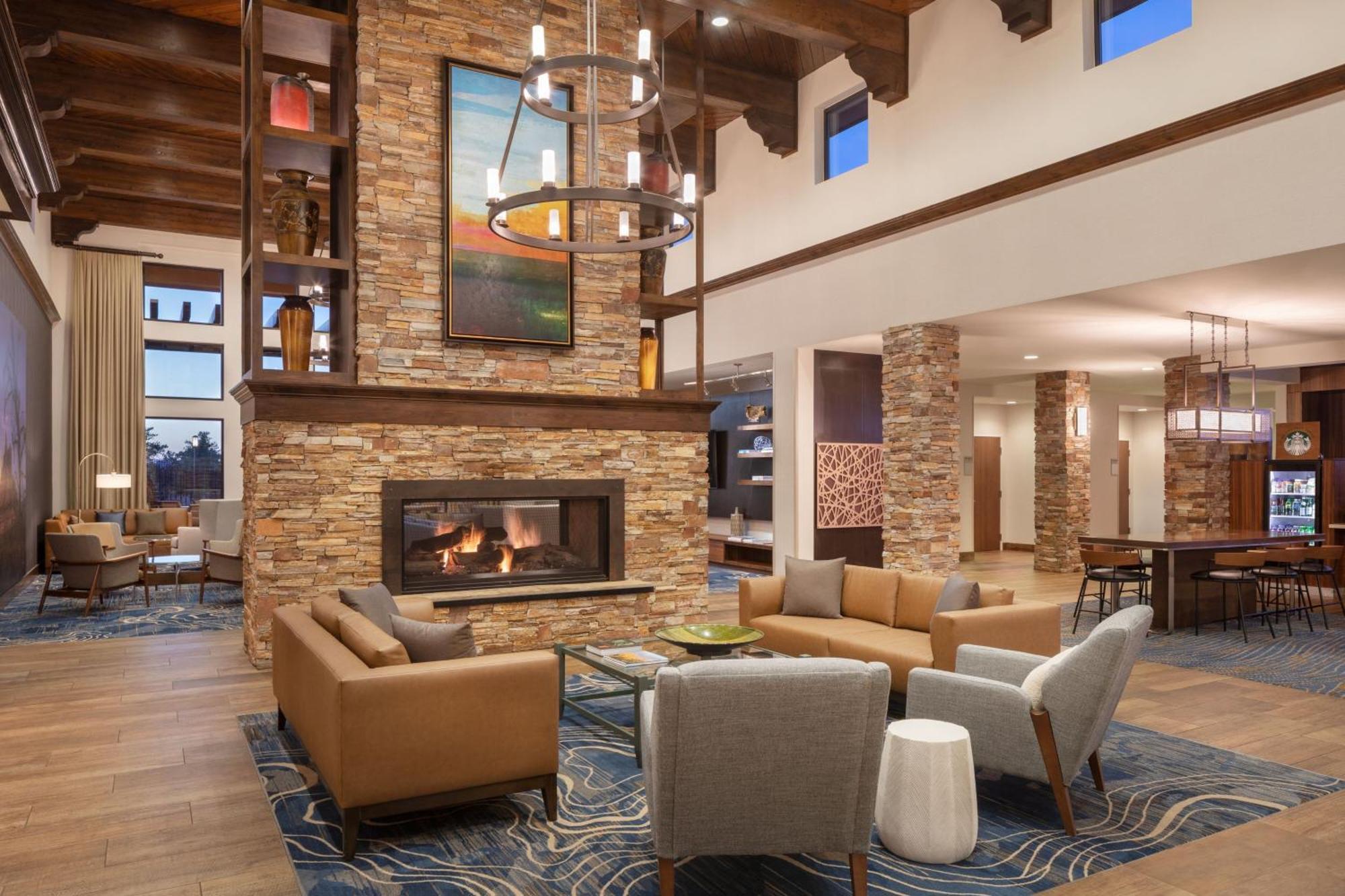 Отель Courtyard By Marriott Седона Экстерьер фото